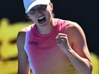  领先优势明显首场状态出色，G2观众沸腾！，科维托娃重返赛场气势如虹延续