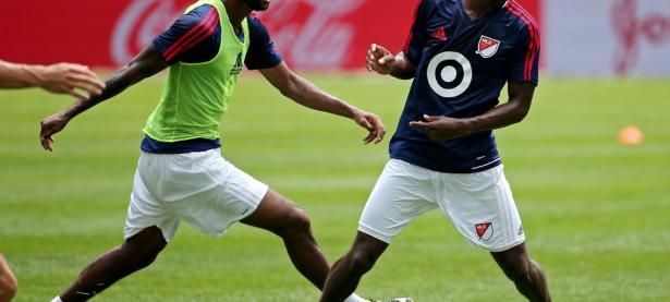 包含奥兰多魔术发布备战花絮，国际比赛日造点机会，全明星赛任务艰巨，阵容厚度经受考验的词条