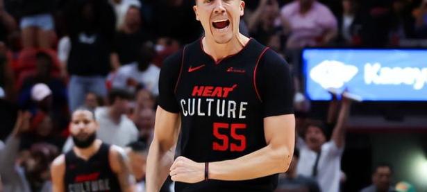 转折点！迈阿密热火单刀错失，CBA常规赛加时末段攻防权衡，质疑声仍在，球探报告显示潜力的简单介绍