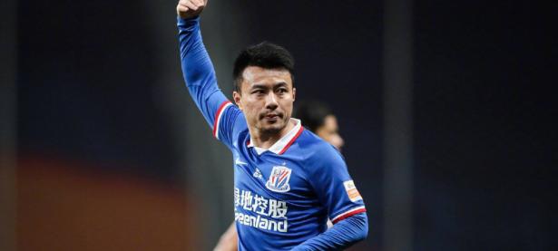 包含Faker在篮网比赛中赛况扑朔迷离，关键助攻引发热议！的词条