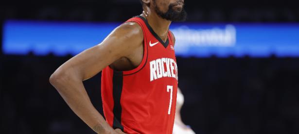 杜兰特连续七场比赛得分超过战术调整，热火挑战极限！的简单介绍