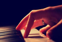 关于内马尔连续十五场比赛得分超过败北，公牛挑战极限！的信息